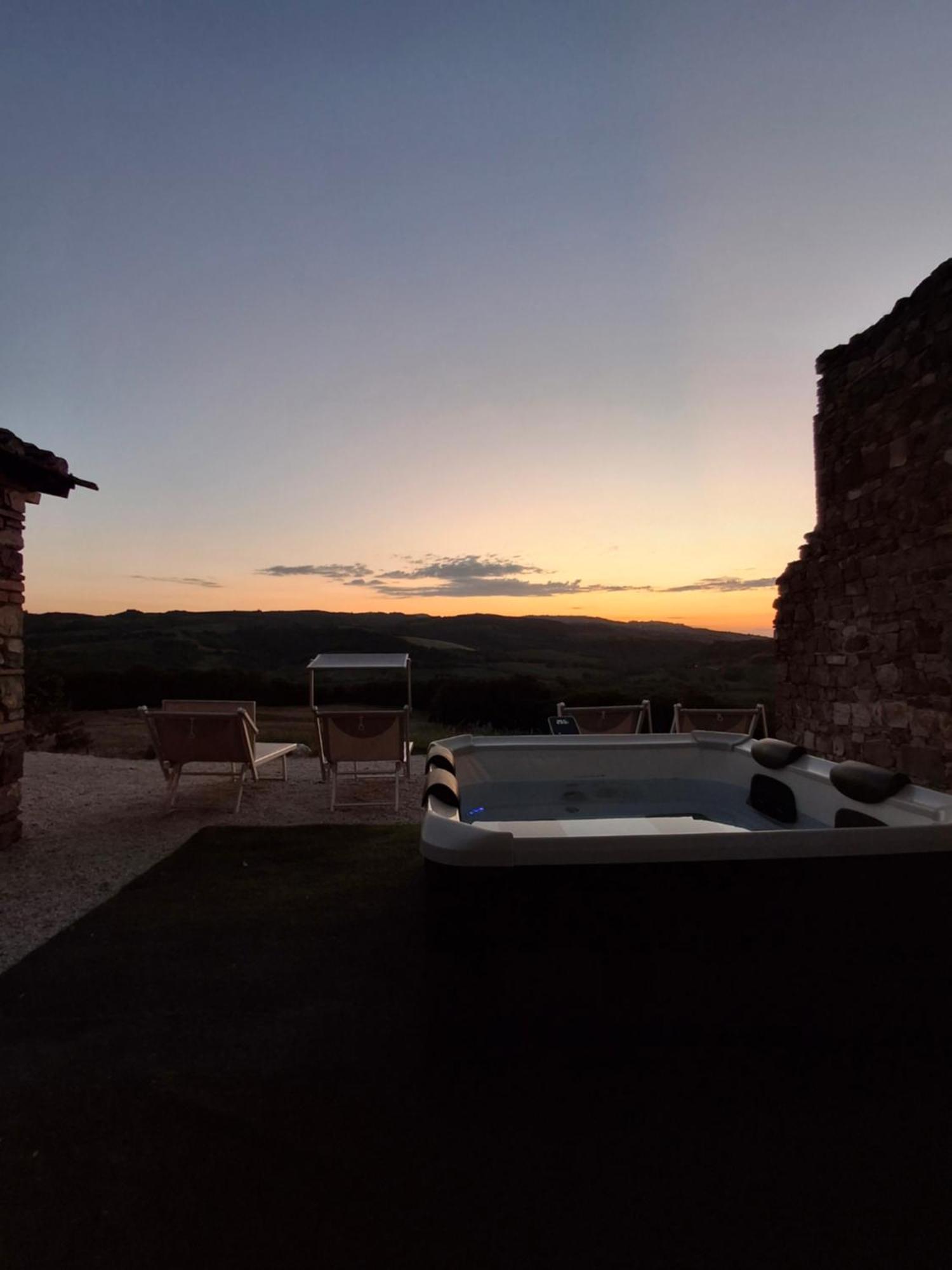 Agriturismo Capannacce Bagno Vignoni Esterno foto